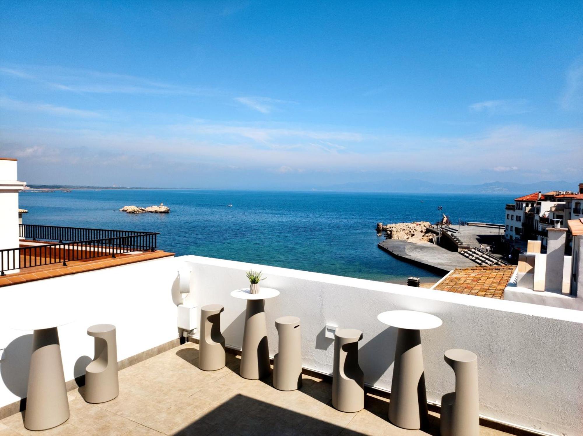 Taverna De La Sal Boutique Hotel L'Escala Exterior photo